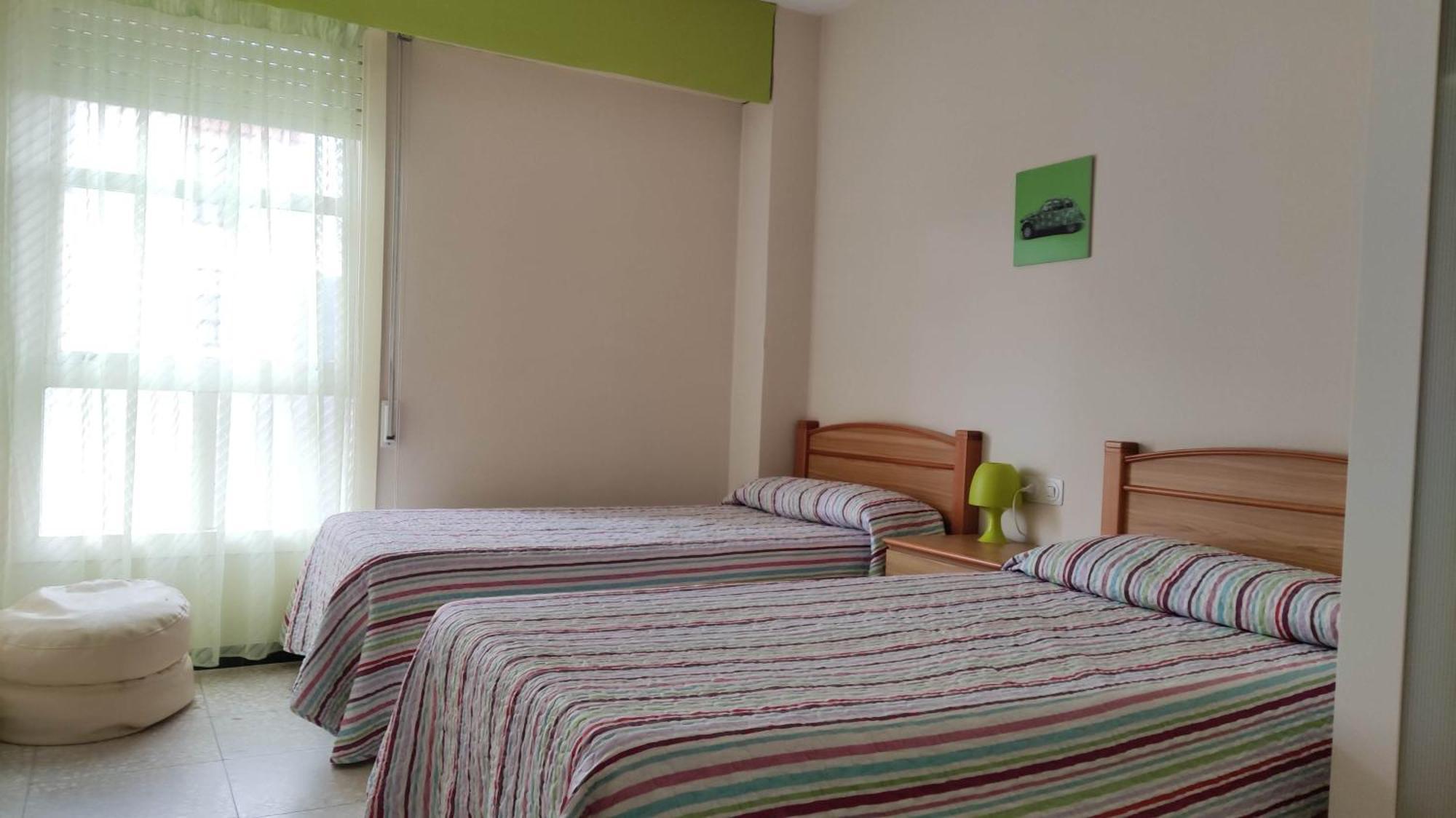 Amplio Piso En Pontedeume Apartment Екстериор снимка